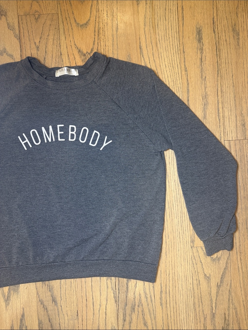 HOMEBODY Women’s Gray Pullover Sweatshirt Size Small - Picture 3 of 9